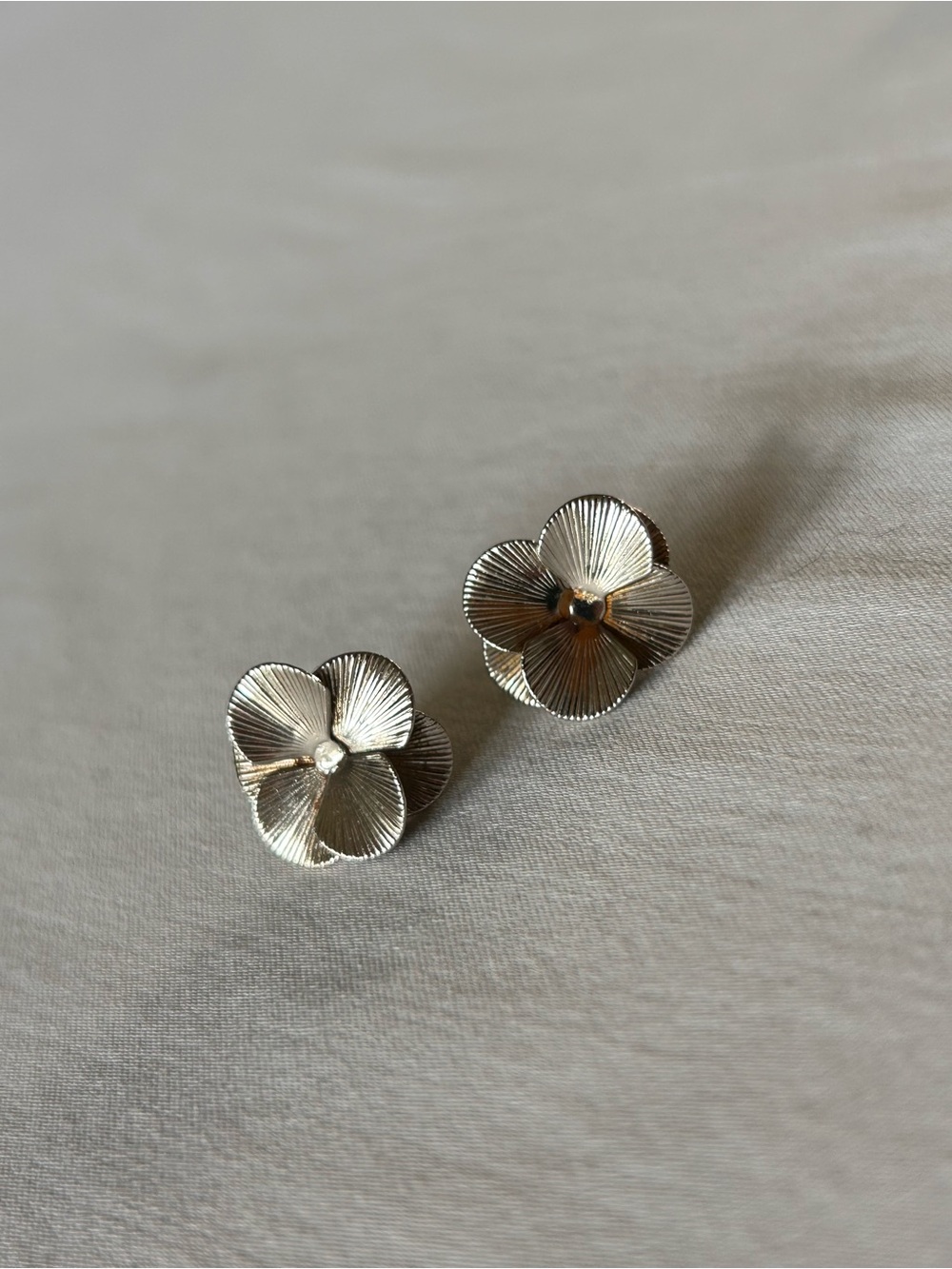Gold Tone Textured Flower Stud Earrings Floral Petal Statement Studs